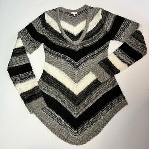 Y2K boho v neck Chevron mohair style Shark bite hem women’s Large